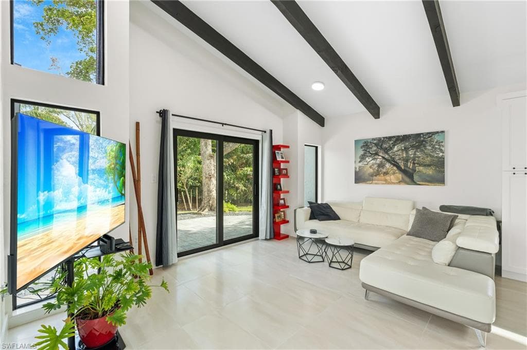 15600 Light Blue CIR, FORT MYERS FL 33908-20