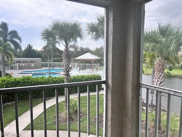 153 SANTA CLARA DR # 10, NAPLES FL 34104-2