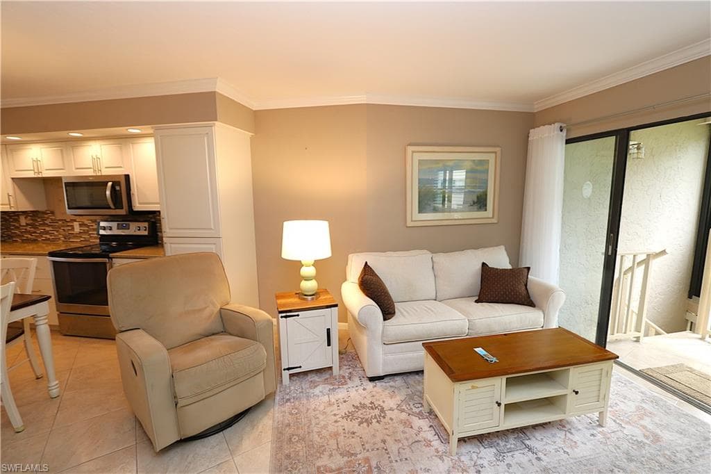 1015 Anglers CV # G203, MARCO ISLAND FL 34145-5