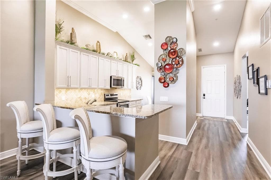 28418 Altessa WAY # 203, BONITA SPRINGS FL 34135-9