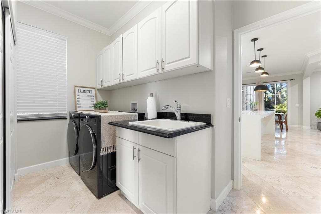 2384 Heritage Greens DR, NAPLES FL 34119-41