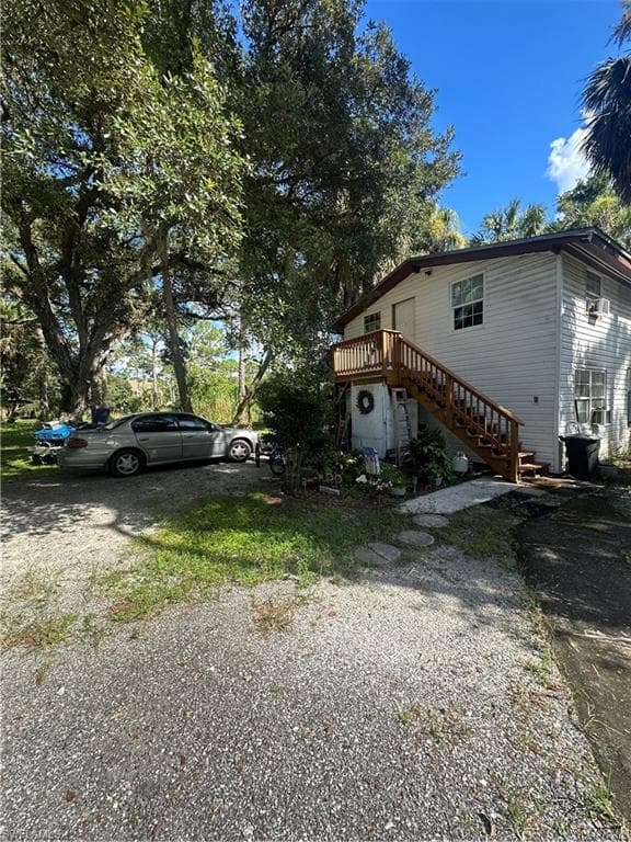 18301 Slater RD, NORTH FORT MYERS FL 33917-10