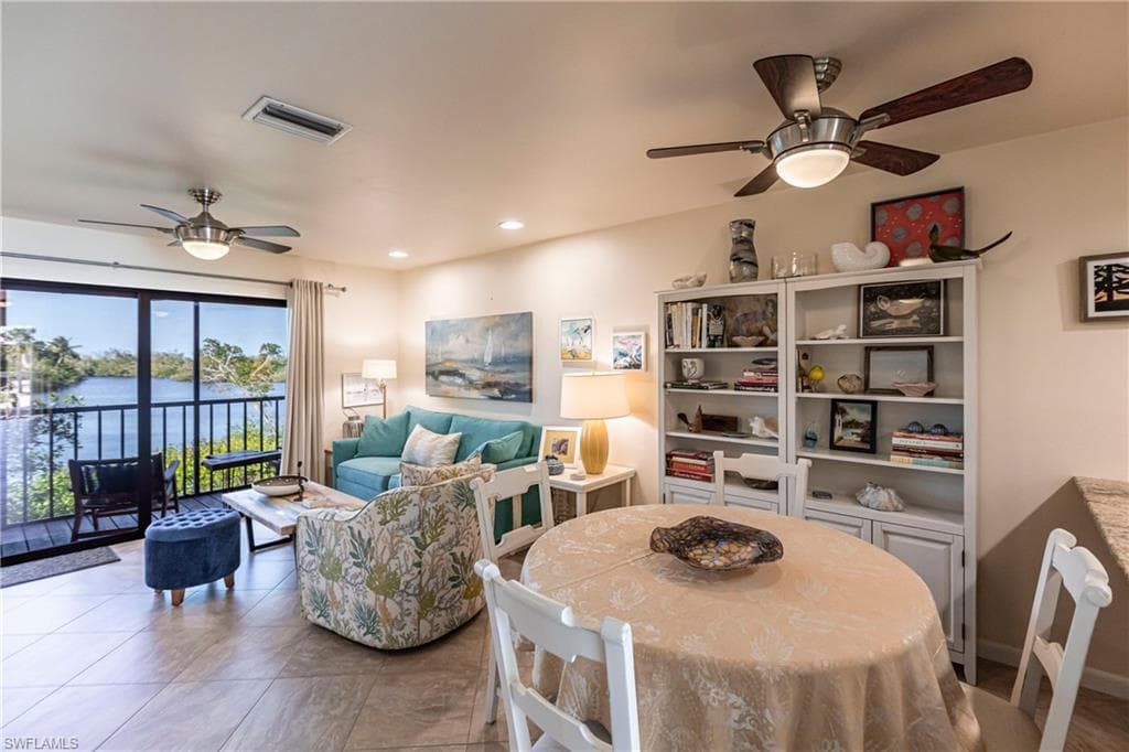 2320 Wooster LN # 7, SANIBEL FL 33957-2