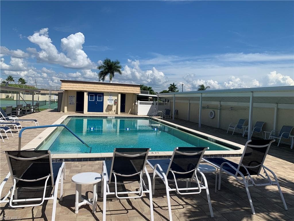 80 Mallard CT, FORT MYERS FL 33919-1