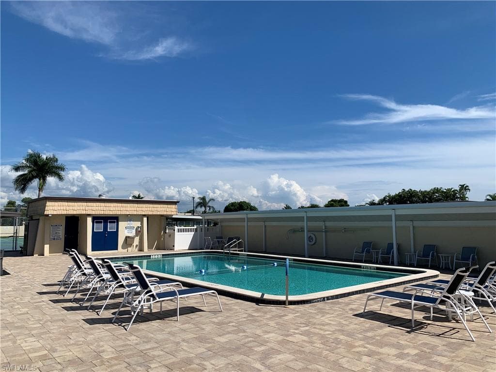 80 Mallard CT, FORT MYERS FL 33919-2