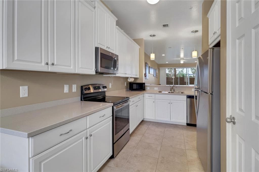 9941 Periwinkle Preserve LN # 104, FORT MYERS FL 33919-7