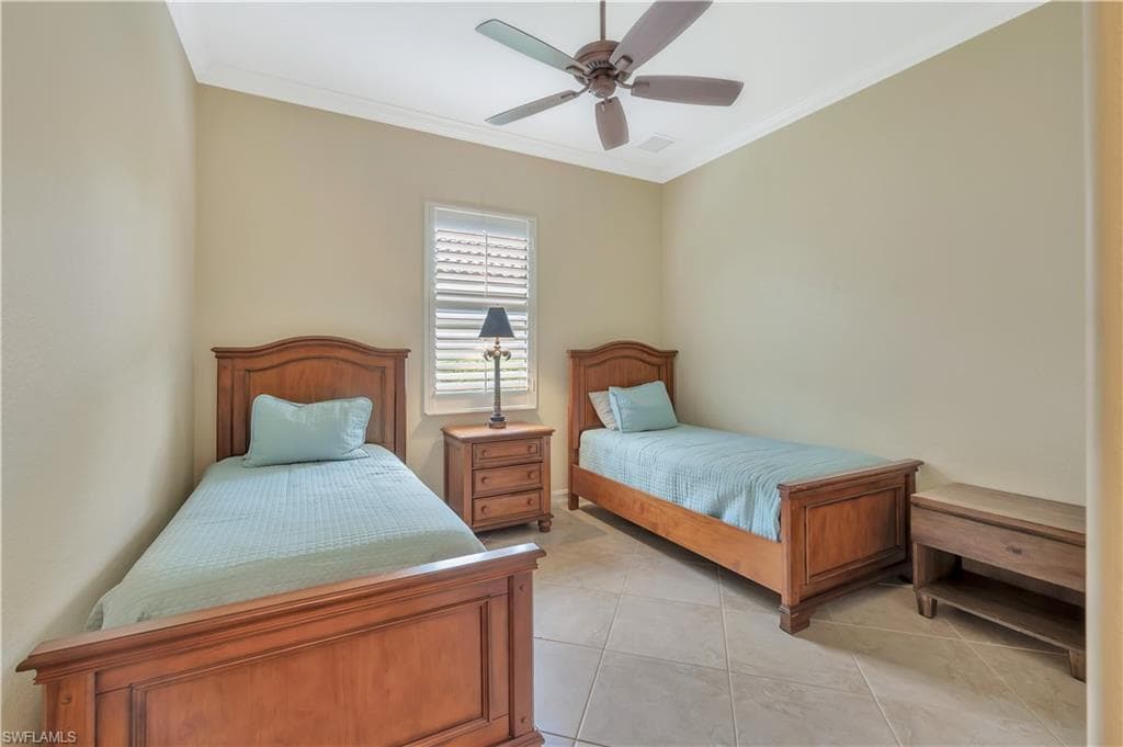 15903 Secoya Reserve CIR, NAPLES FL 34110-25