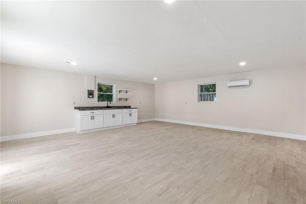 1342 Alhambra DR, FORT MYERS FL 33901-16