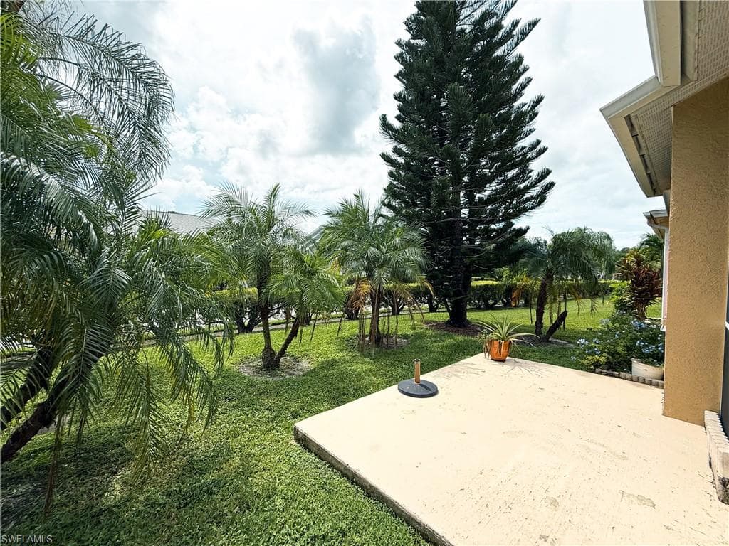 10744 Blue Bimini CIR, ESTERO FL 33928-27