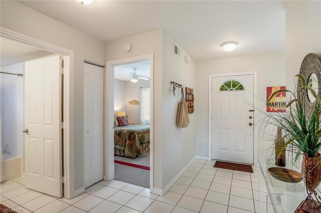 1766 Reuven CIR # 1403, NAPLES FL 34112-5