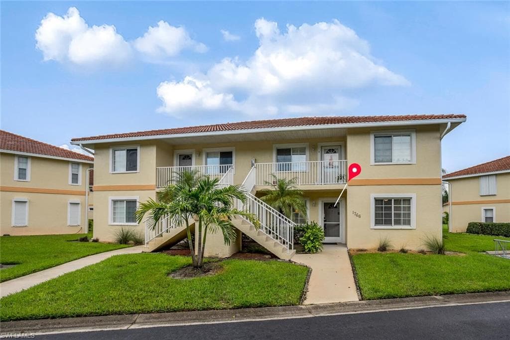 1766 Reuven CIR # 1403, NAPLES FL 34112-2
