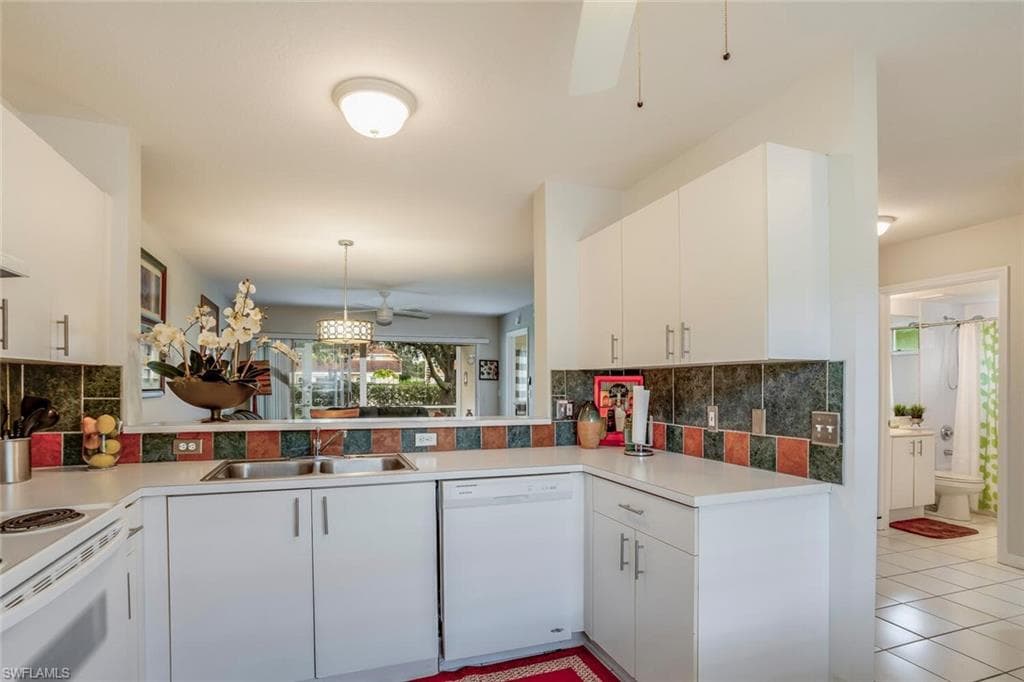 1766 Reuven CIR # 1403, NAPLES FL 34112-4