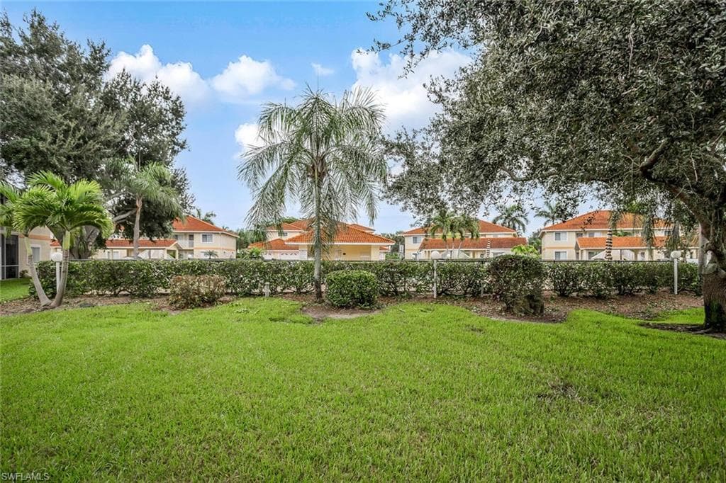 1766 Reuven CIR # 1403, NAPLES FL 34112-18
