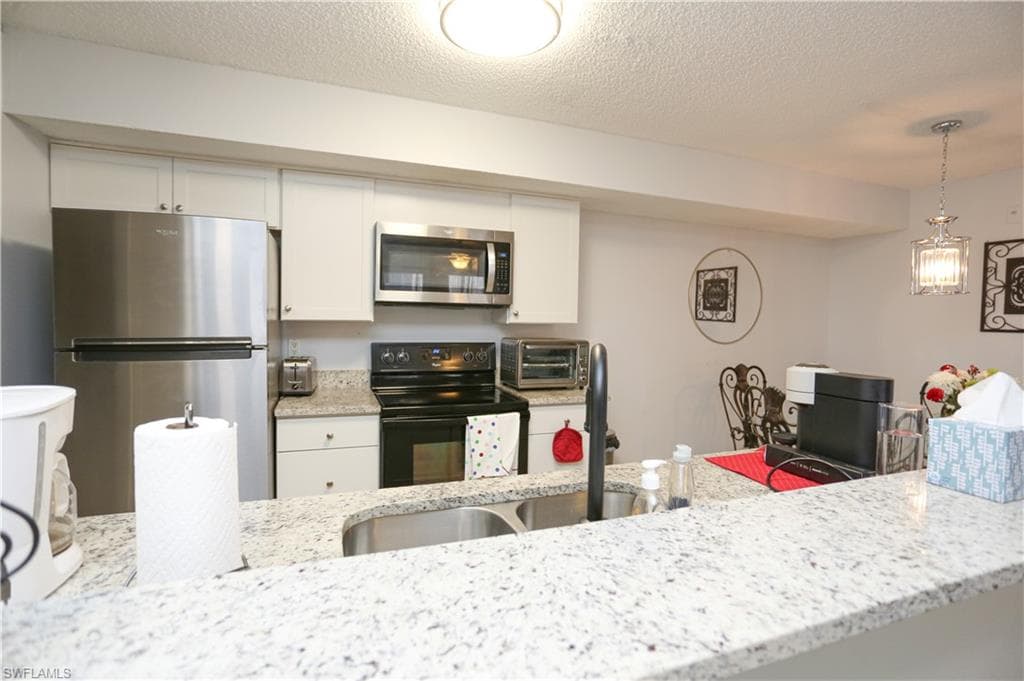 2214 Arbour Walk CIR # 2012, NAPLES FL 34109-3