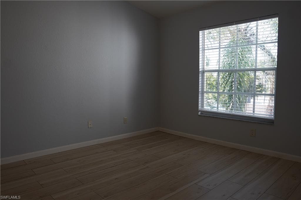 4720 Saint Croix LN # 136, NAPLES FL 34109-8