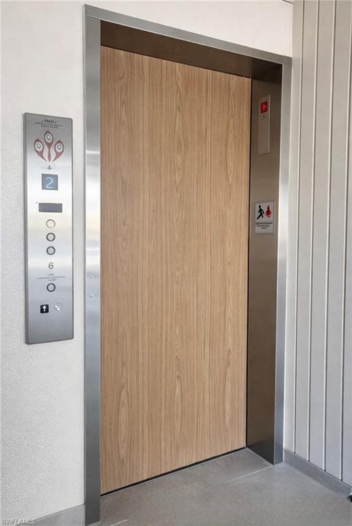 1020 Palm View DR # 101C, NAPLES FL 34110-14