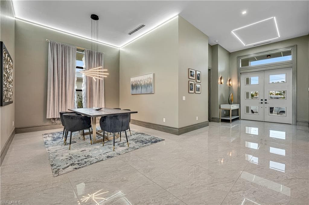 836 Miramar CT, CAPE CORAL FL 33904-16