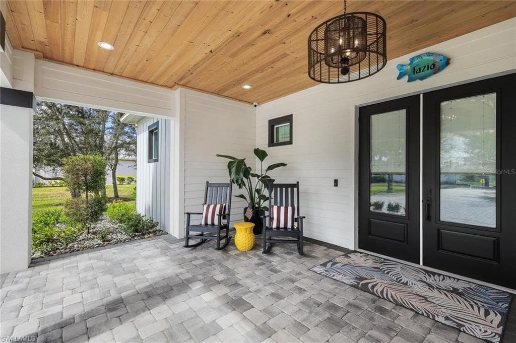 28984 Gin LN, PUNTA GORDA FL 33982-5