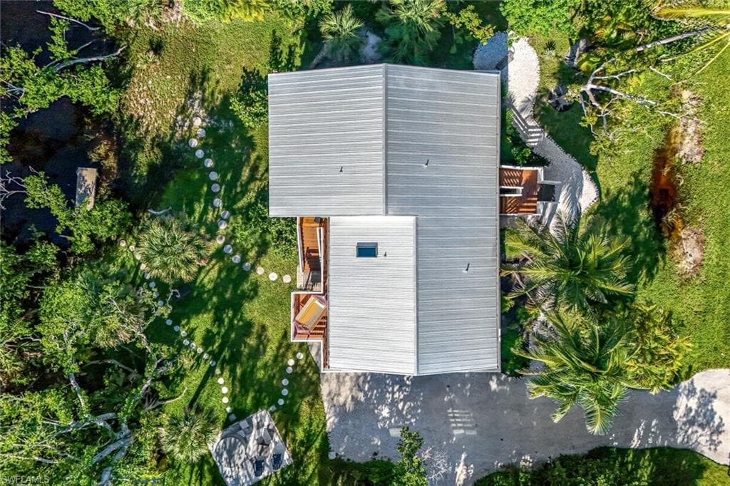 1752 Serenity LN, SANIBEL FL 33957-32