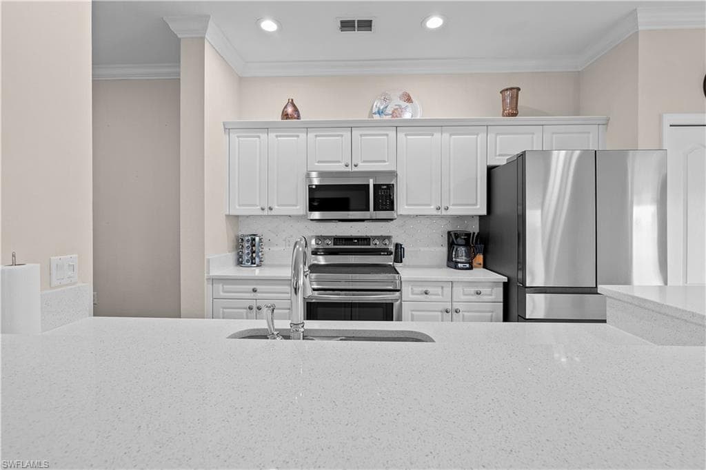 8331 Whiskey Preserve CIR # 444, FORT MYERS FL 33919-5