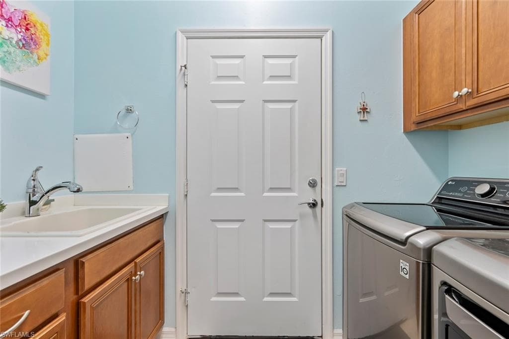 6101 Victory DR, AVE MARIA FL 34142-22