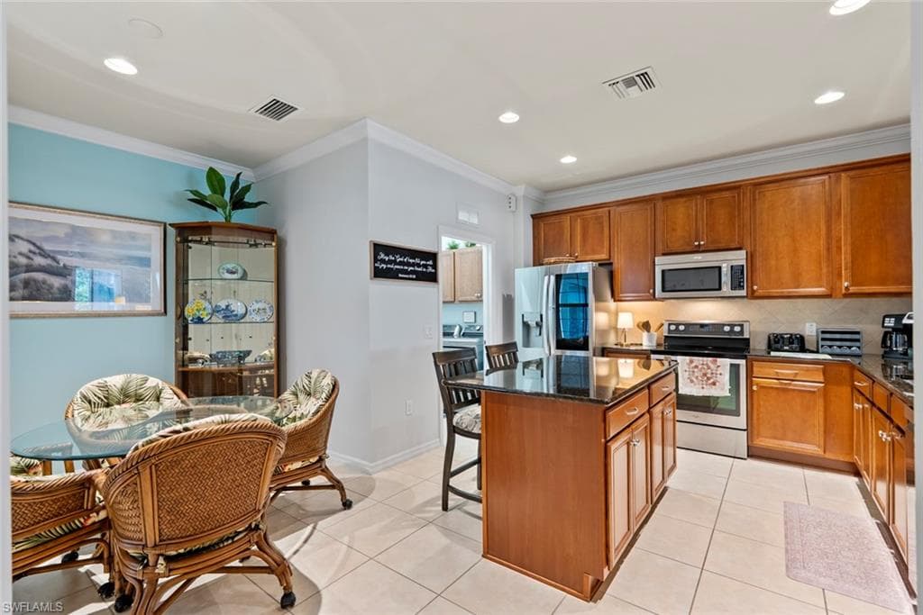 6101 Victory DR, AVE MARIA FL 34142-8