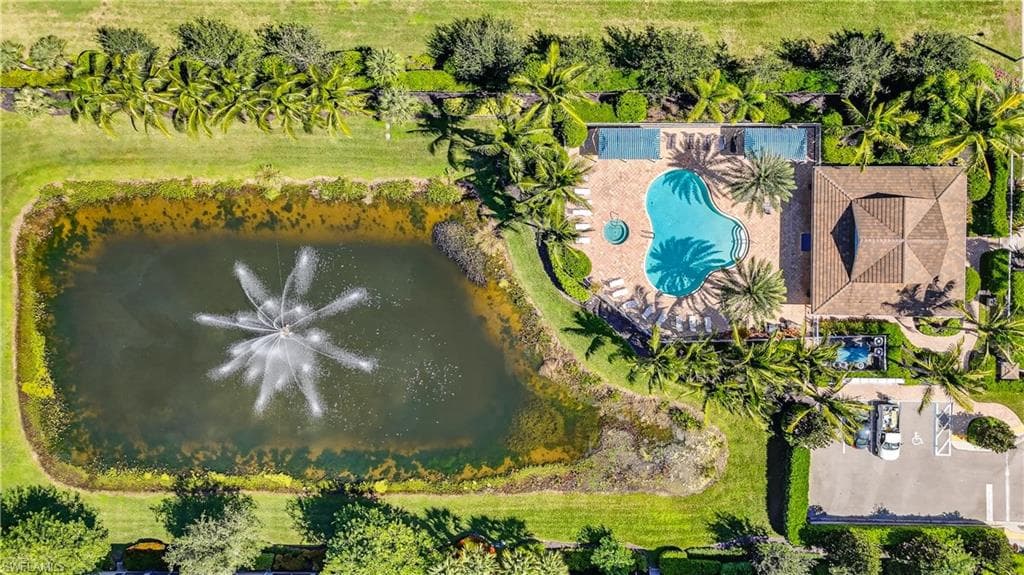 2319 Sawyers Hill RD # 705, NAPLES FL 34120-26