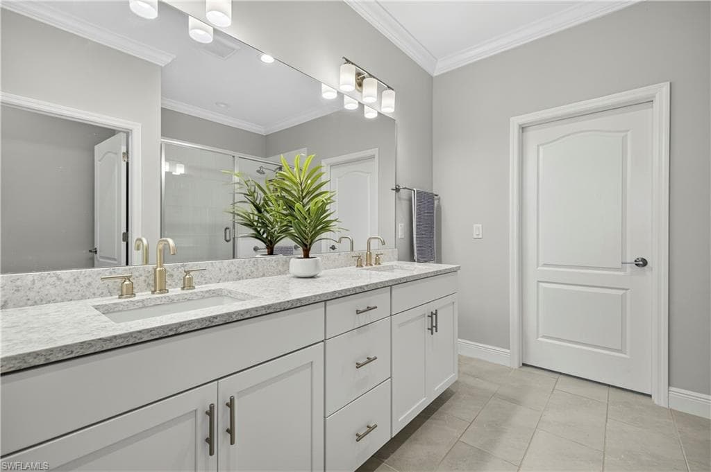 2319 Sawyers Hill RD # 705, NAPLES FL 34120-15