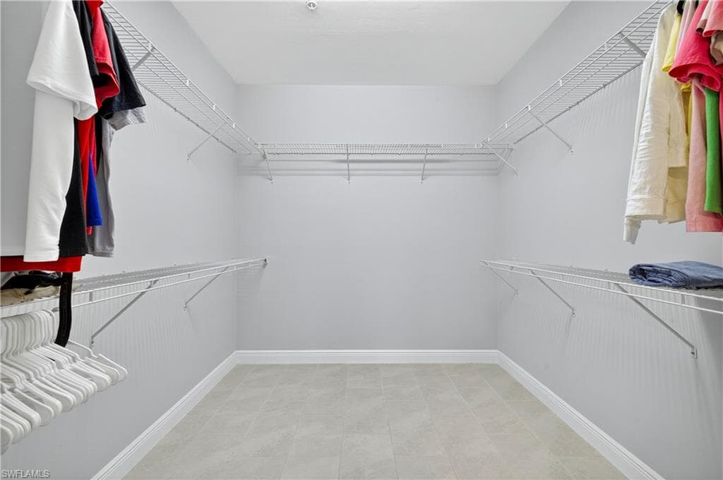 2319 Sawyers Hill RD # 705, NAPLES FL 34120-14