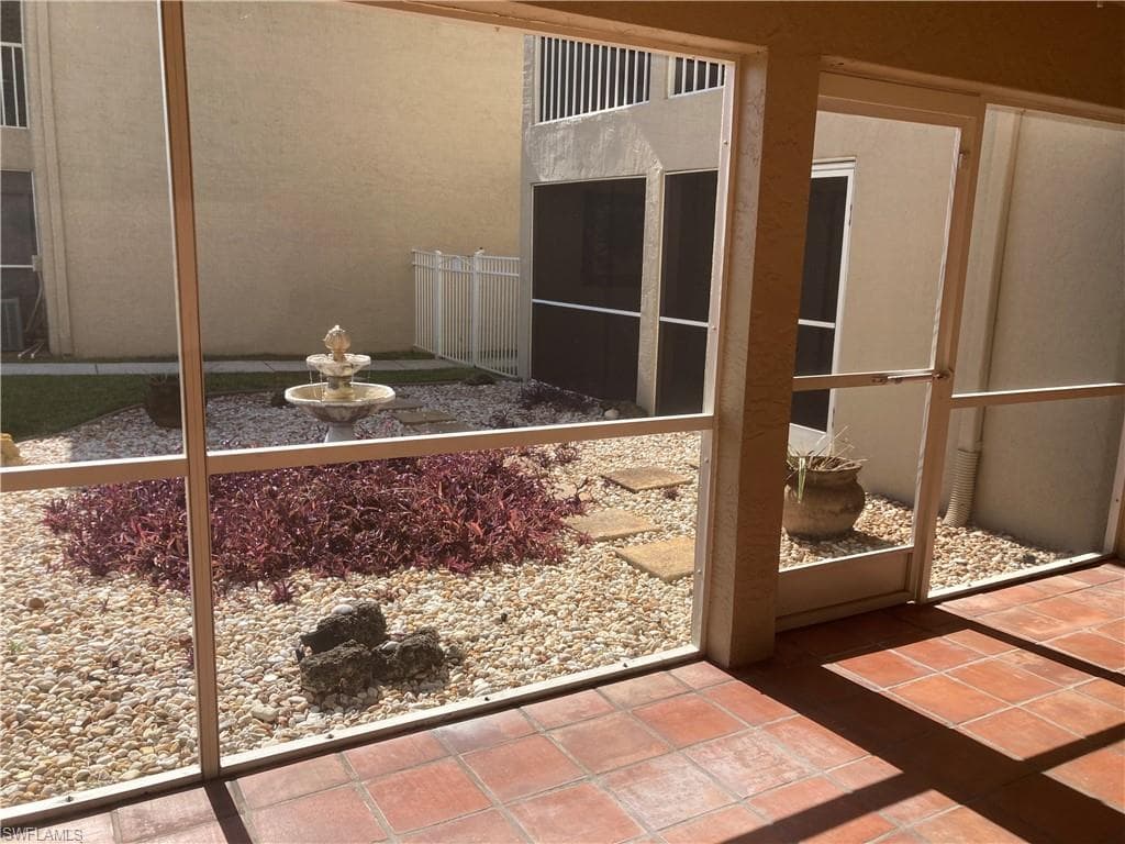 4321 Country Club BLVD # 101, CAPE CORAL FL 33904-1