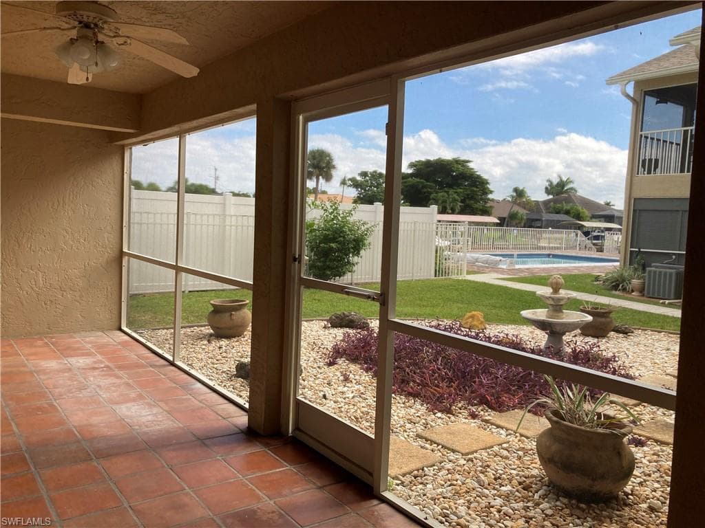 4321 Country Club BLVD # 101, CAPE CORAL FL 33904-2