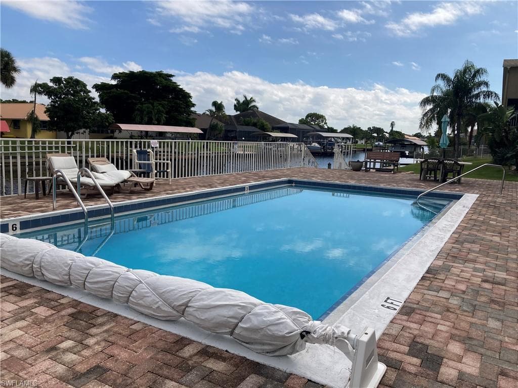 4321 Country Club BLVD # 101, CAPE CORAL FL 33904-4