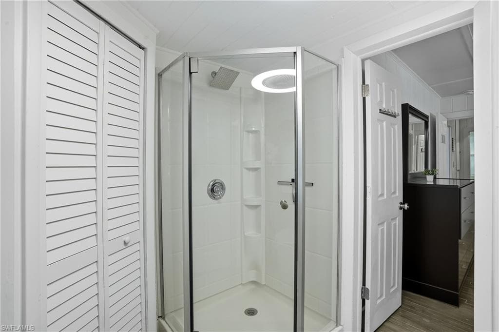 167 Coconut DR-16