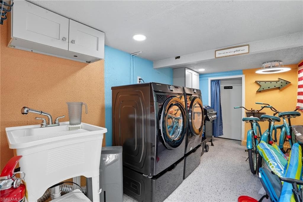 167 Coconut DR-27