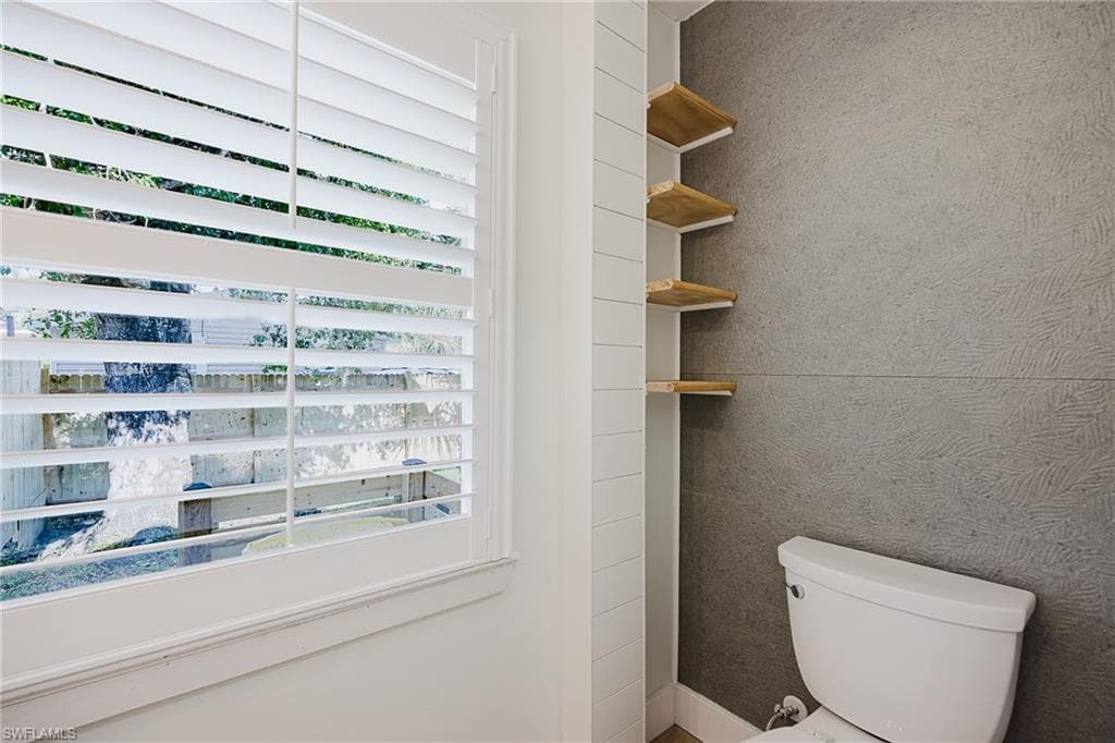 213 W McKenzie ST, PUNTA GORDA FL 33950-26