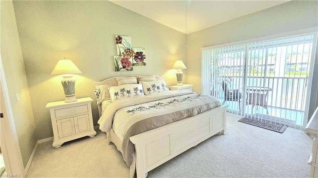 2381 Hidden Lake CT # 8202, NAPLES FL 34112-21