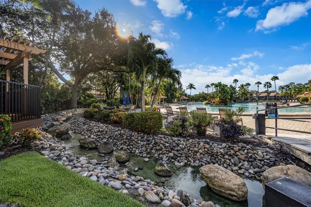 2381 Hidden Lake CT # 8202, NAPLES FL 34112-37