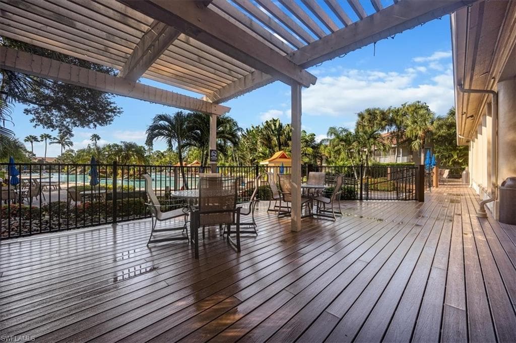 2381 Hidden Lake CT # 8202, NAPLES FL 34112-36