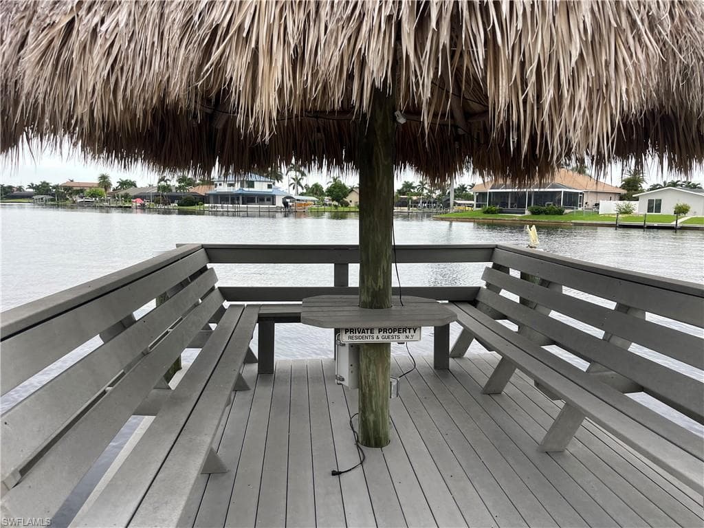 4002 SE 20th PL # 4, CAPE CORAL FL 33904-1
