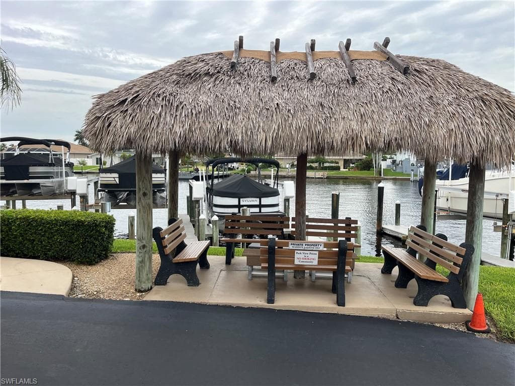 4002 SE 20th PL # 4, CAPE CORAL FL 33904-5
