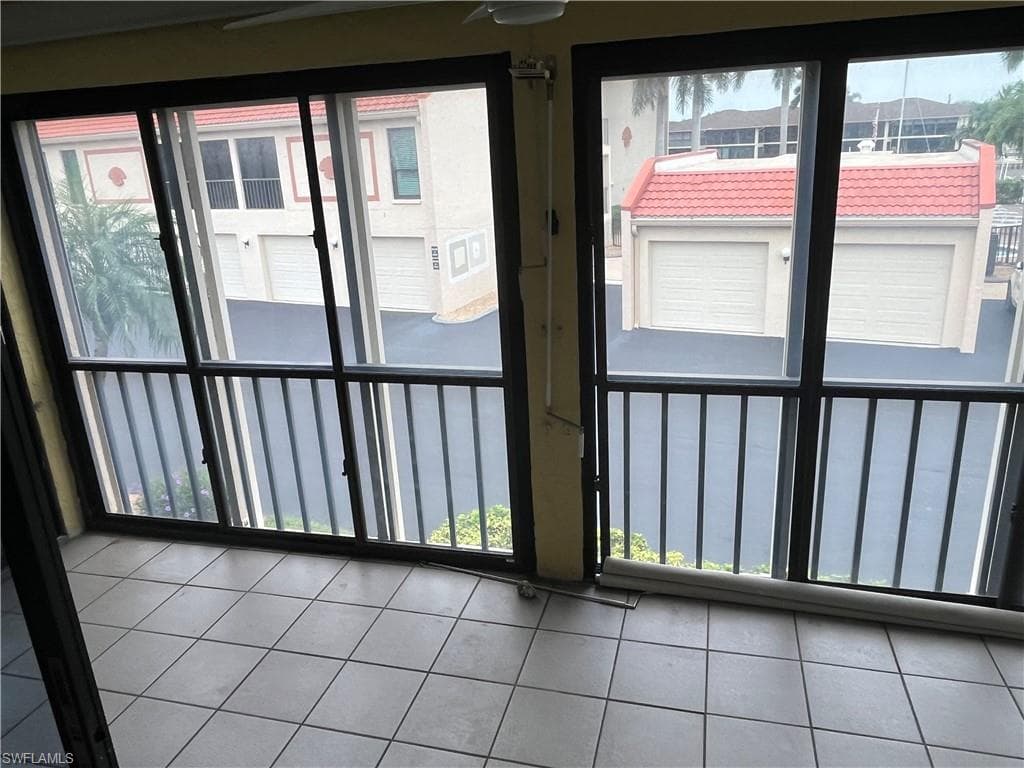 4002 SE 20th PL # 4, CAPE CORAL FL 33904-31