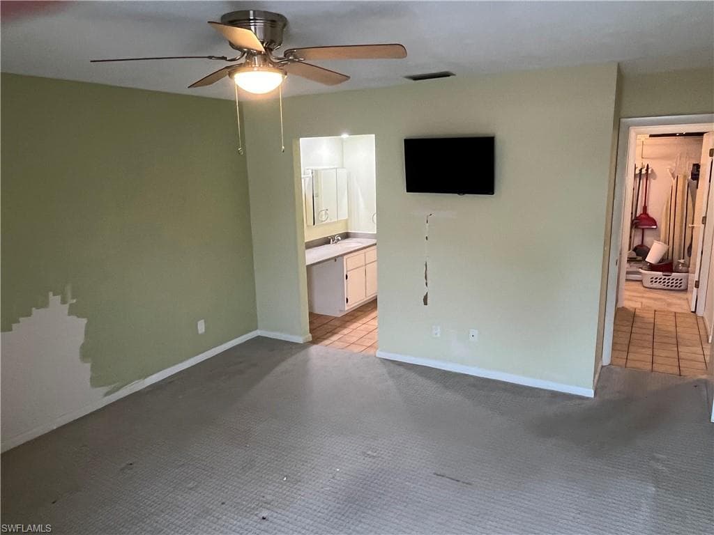 4002 SE 20th PL # 4, CAPE CORAL FL 33904-34