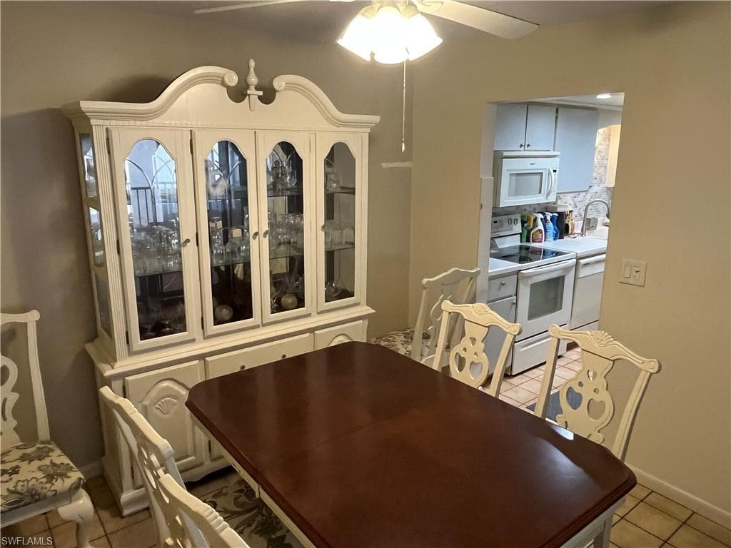 4002 SE 20th PL # 4, CAPE CORAL FL 33904-24