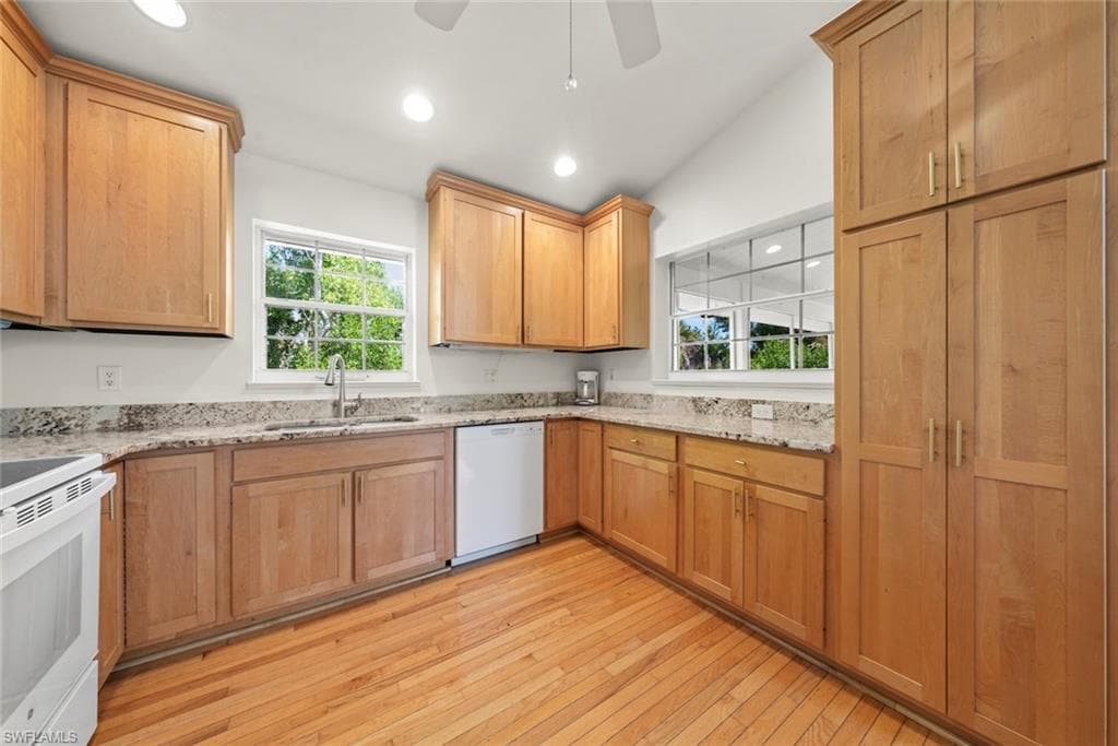 1846 Farm TRL, SANIBEL FL 33957-12