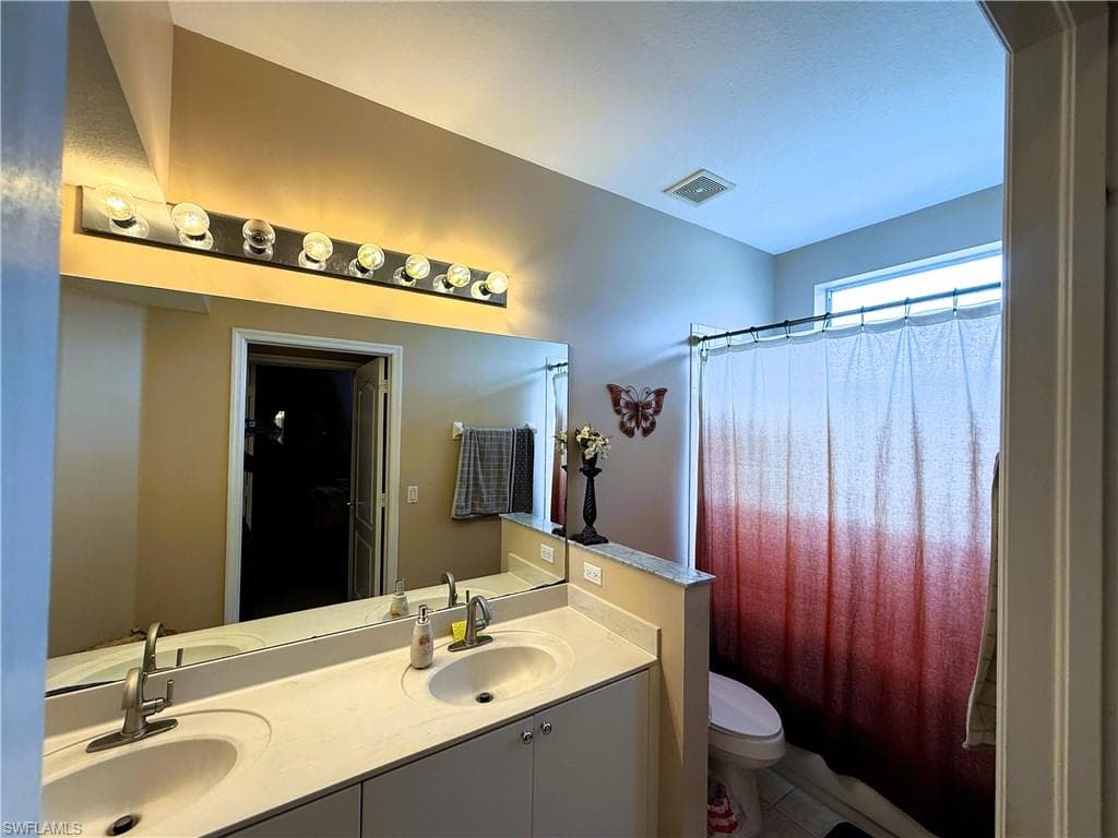 2679 Blue Cypress Lake CT, CAPE CORAL FL 33909-12