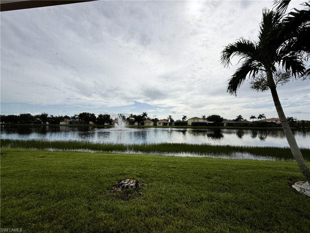 2679 Blue Cypress Lake CT, CAPE CORAL FL 33909-21