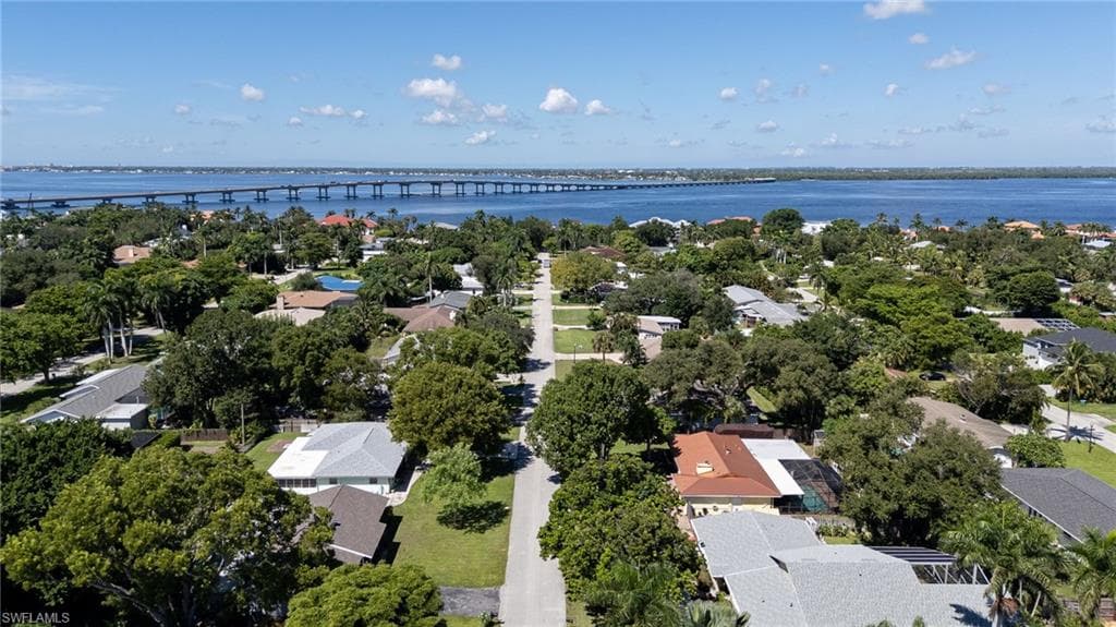 1292 Biltmore DR, FORT MYERS FL 33901-3