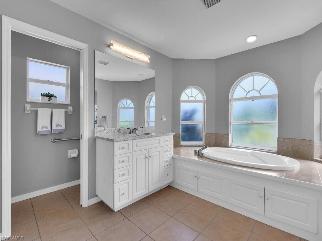 1506 NW 26th PL, CAPE CORAL FL 33993-22