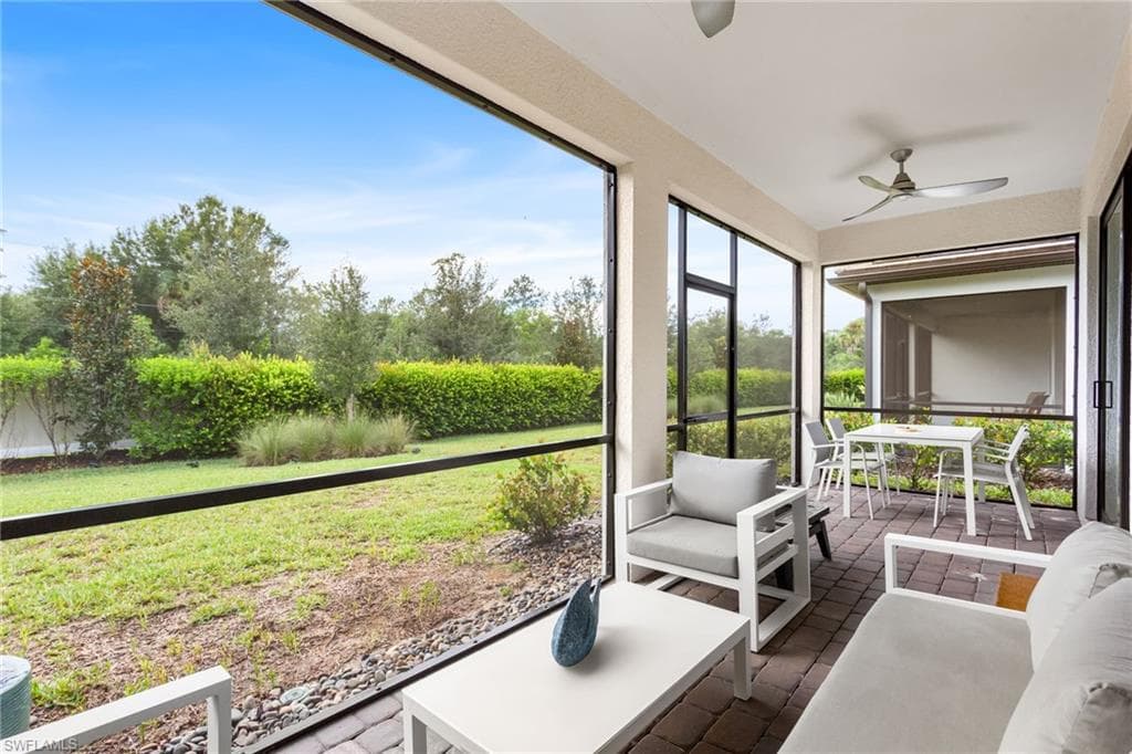 10518 Ventana CT, NAPLES FL 34120-29