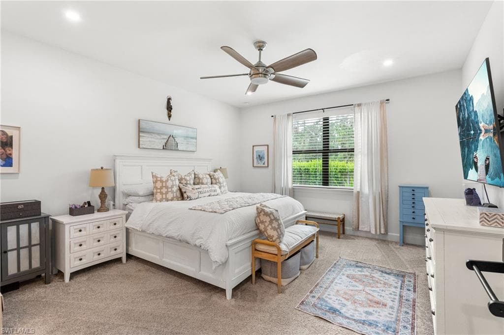 10518 Ventana CT, NAPLES FL 34120-10